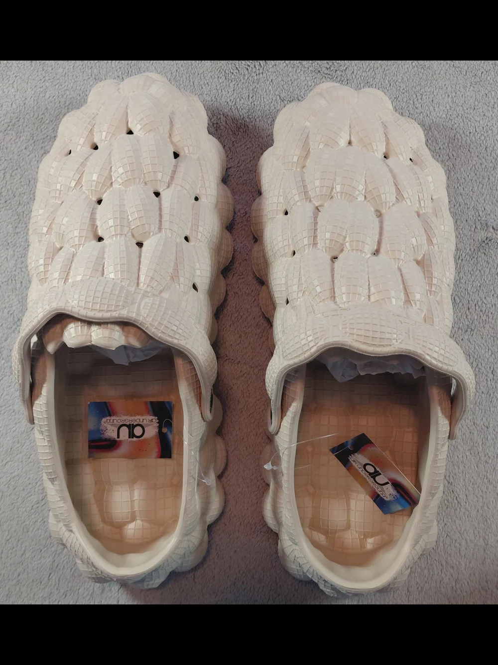 Unique Textured Bubble Beige Slip On Clogs Sz 14 Shoes